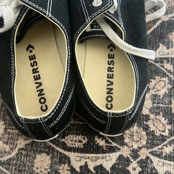 Converse - Picture 3 of 3